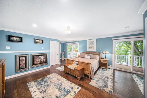 $899,900 | 329 Pamela Circle, Brooklyn, MI 49230