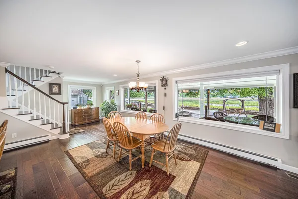 $899,900 | 329 Pamela Circle, Brooklyn, MI 49230