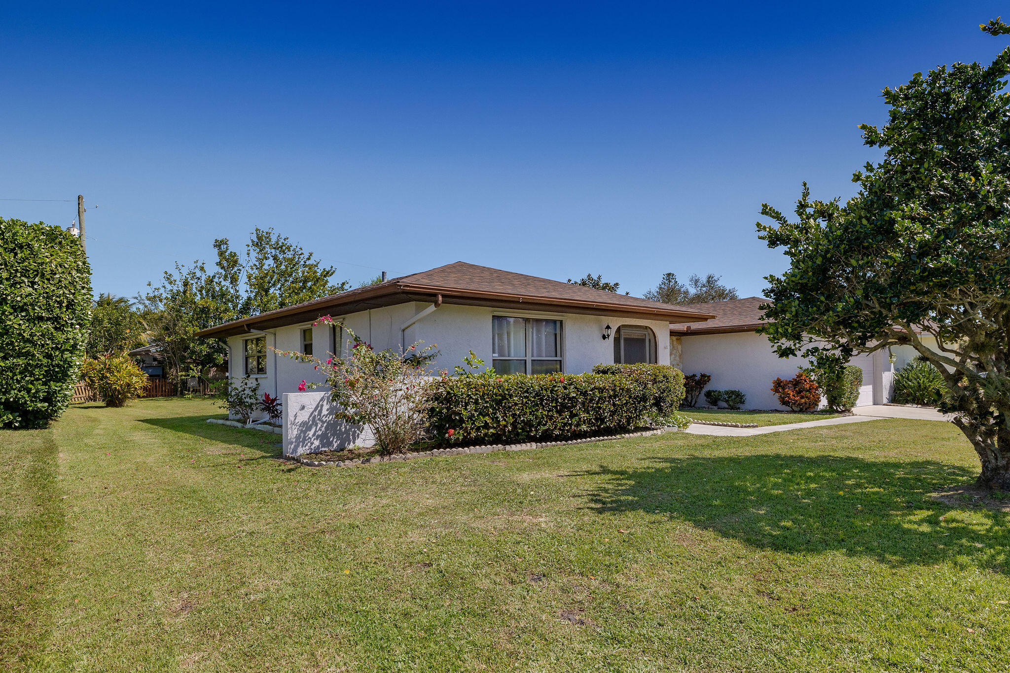 2443 Southeast Wishbone Road Port St. Lucie, FL 34952 - Photo 27 of 45 0Y1A1294
