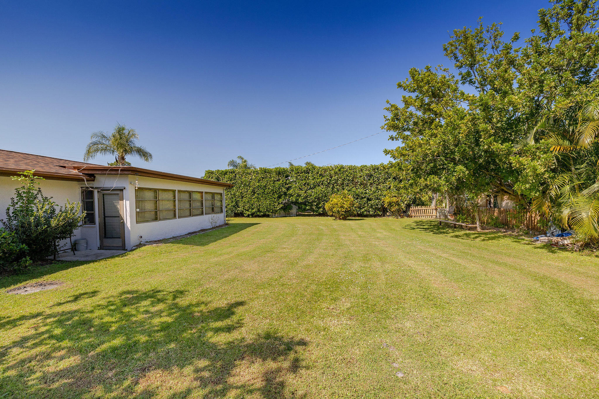 2443 Southeast Wishbone Road Port St. Lucie, FL 34952 - Photo 29 of 45 0Y1A1297