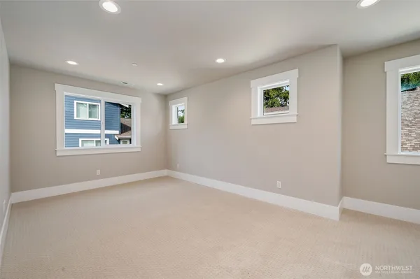 $15,000 | 17254 Northeast 113th Street, Redmond, WA 98052