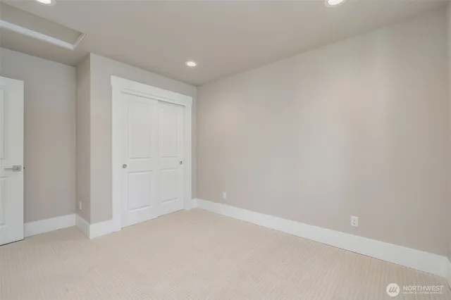 $15,000 | 17254 Northeast 113th Street, Redmond, WA 98052