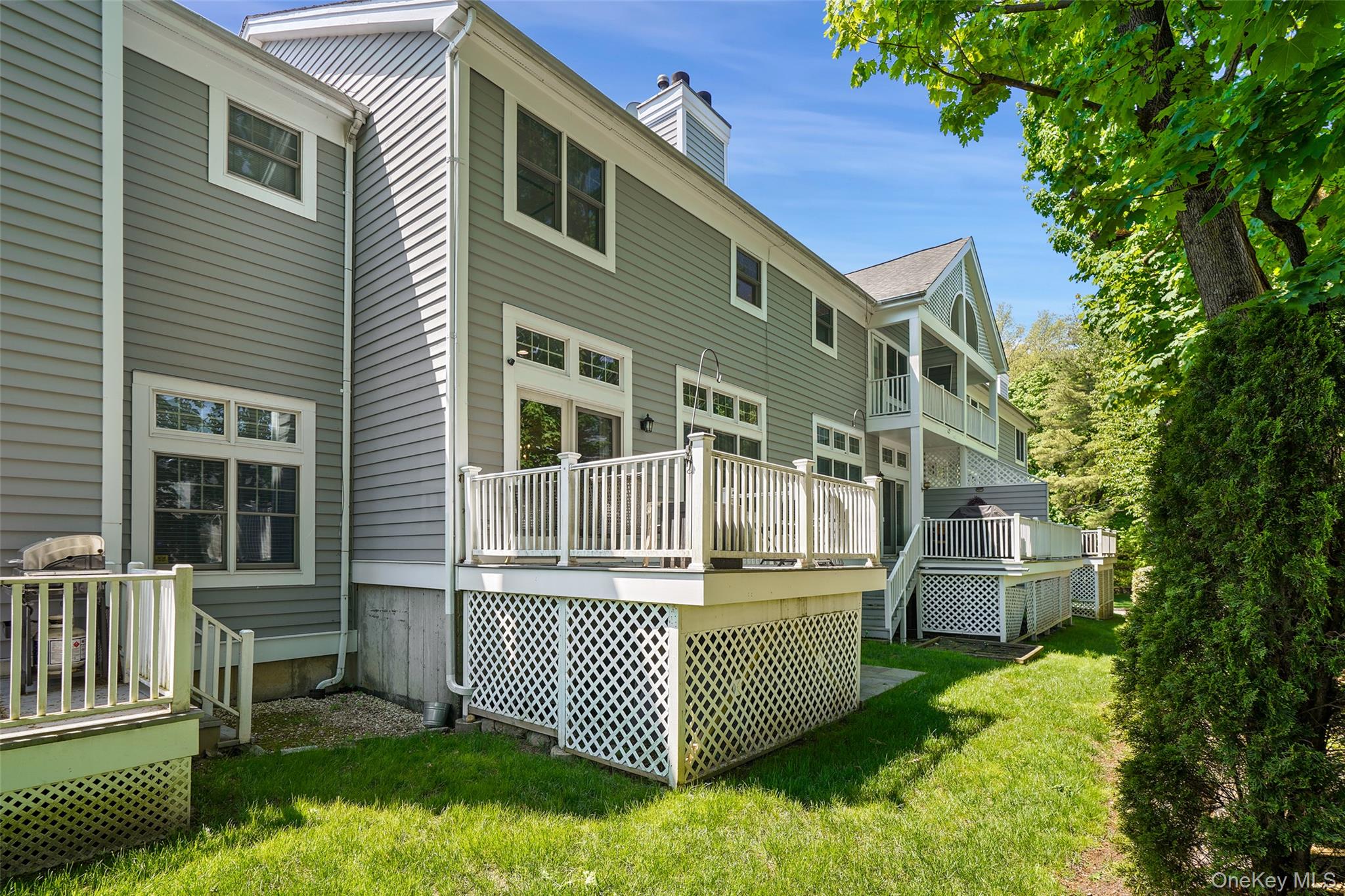 23 Brookridge Court Rye Brook, NY 10573 - Photo 21 of 22 Backyard