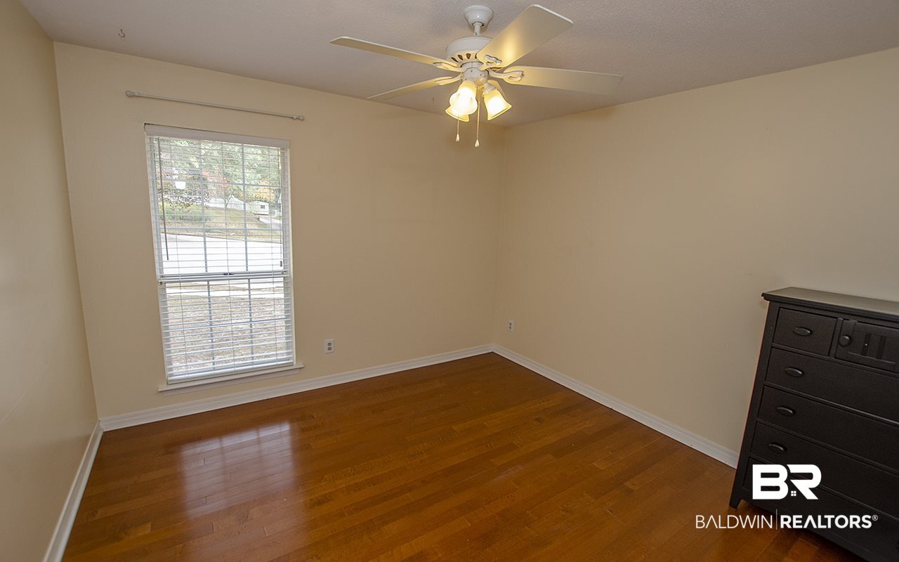 2804 Brookside Drive Mobile, AL 36693 - Photo 20 of 27 Bedroom