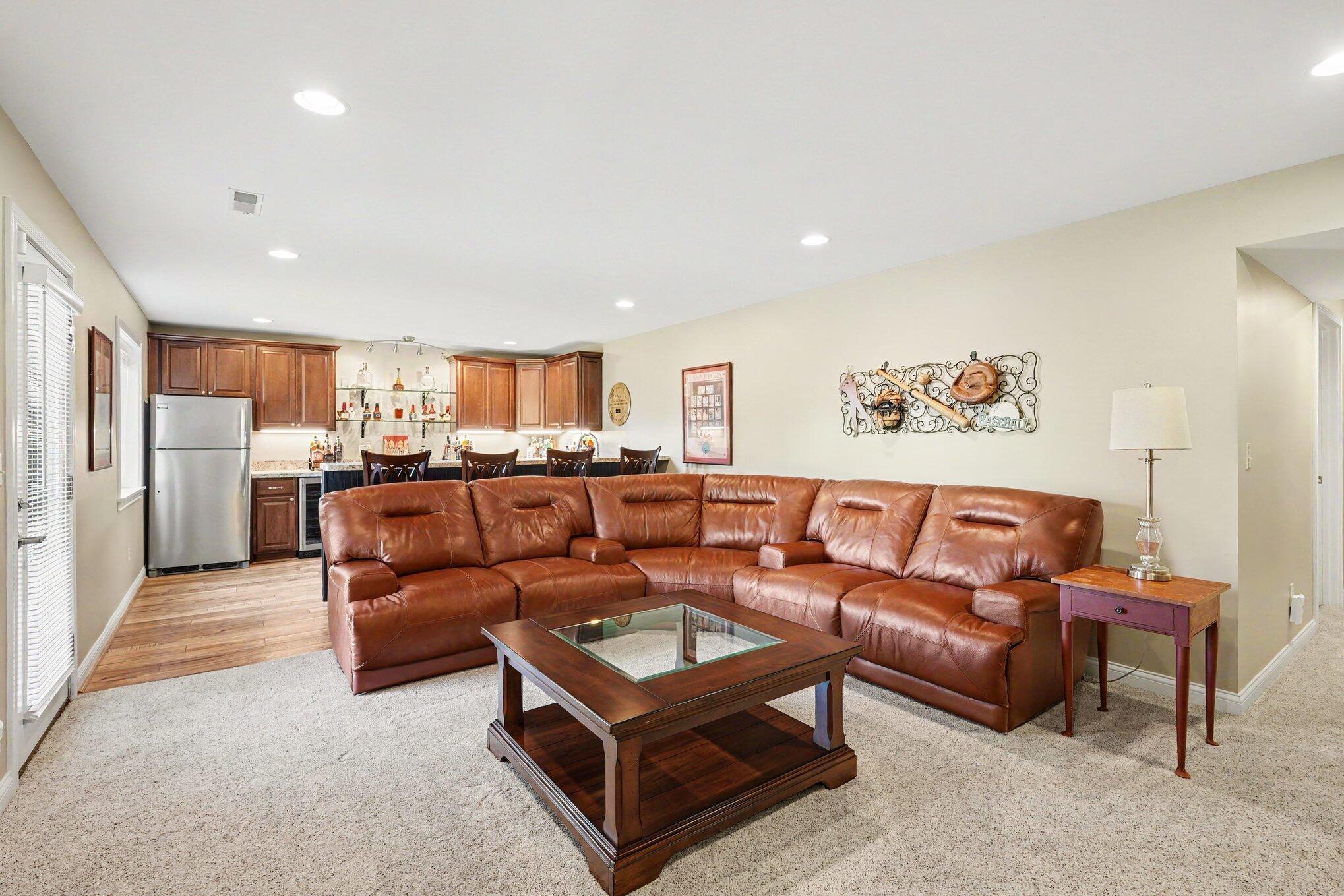 9403 Riviera Drive Union, KY 41091 - Photo 21 of 38 Finished Walkout LL
