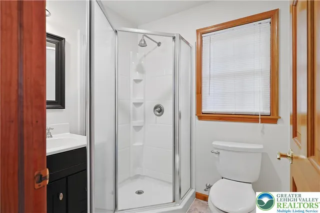 $299,900 | 337 West Main Street, Bath, PA 18014