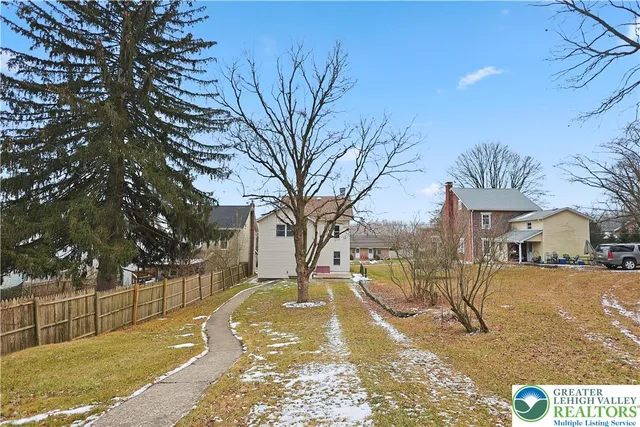 $299,900 | 337 West Main Street, Bath, PA 18014