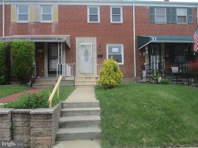 Exterior (Front)