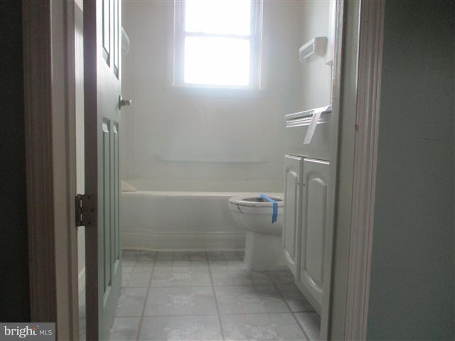 2235 Firethorn Road Baltimore, MD 21220 - Photo 14 of 25 Bath