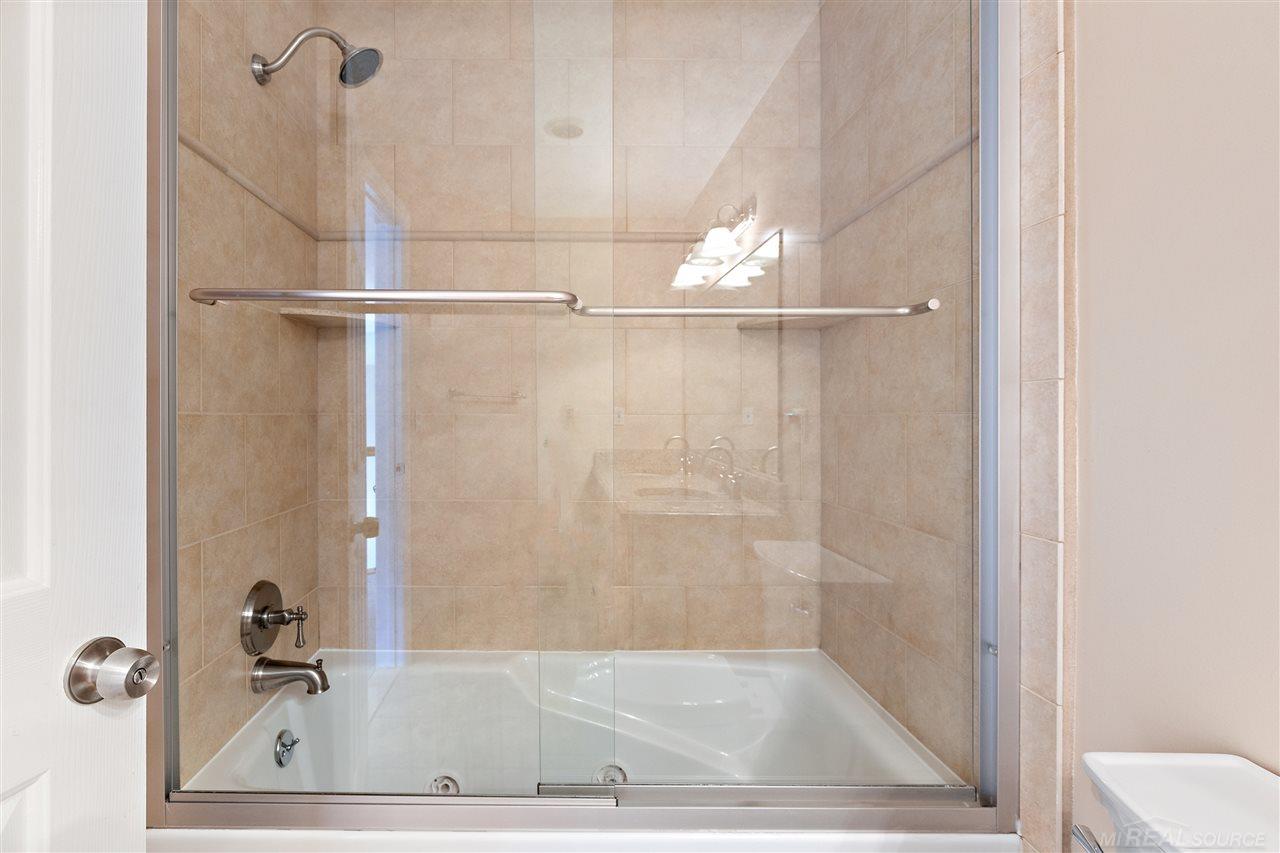 1158 Rochelle Park Drive Rochester Hills, MI 48309 - Photo 50 of 59