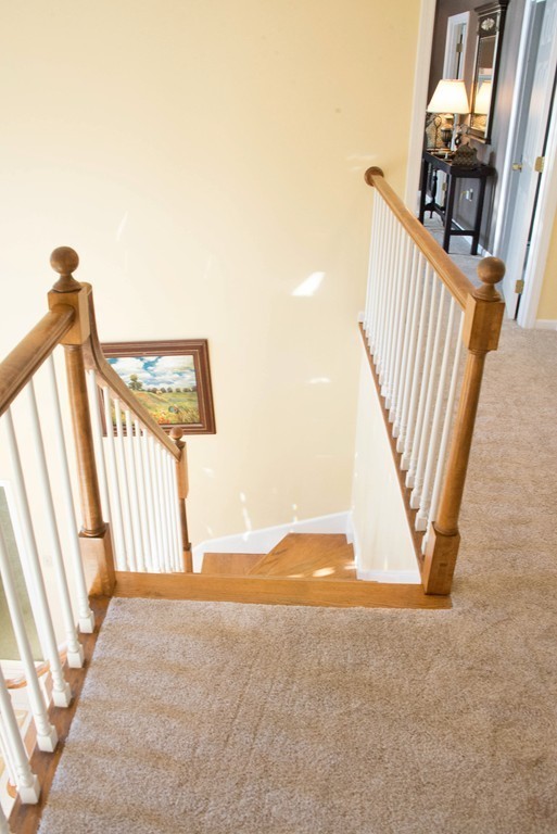 46 Barnard Road Marlborough, MA 01752 - Photo 6 of 25 Gallery Image 6