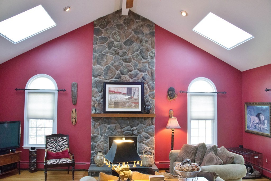 46 Barnard Road Marlborough, MA 01752 - Photo 9 of 25 Gallery Image 9