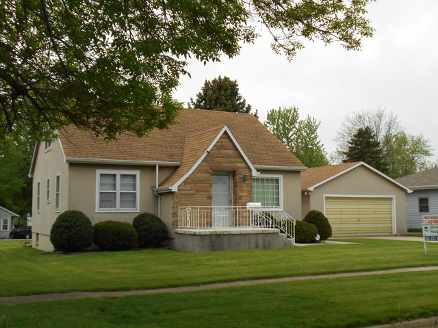 417 West Devlin Street Spring Valley, IL 61362 - Photo 1 of 9