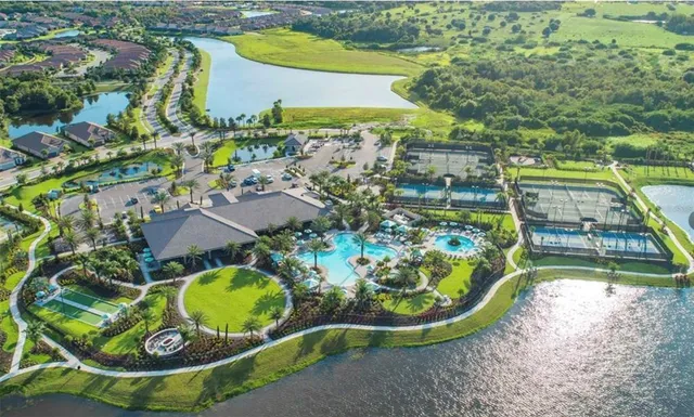 $925,000 | 9913 Wicker Park Place, Palmetto, FL 34221