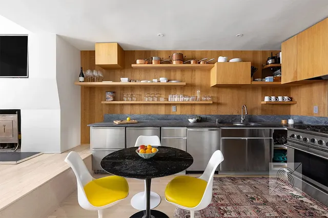 $1,300,000 | 312-314 East 50th Street, Unit 4E | Midtown East