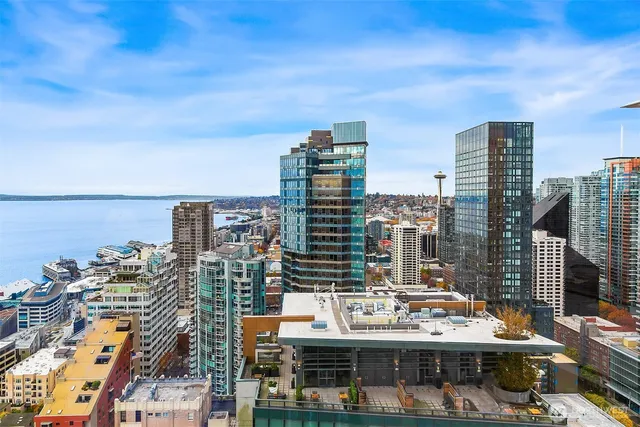 $3,900 | 121 Stewart Street, Unit 3208, Seattle, WA 98101