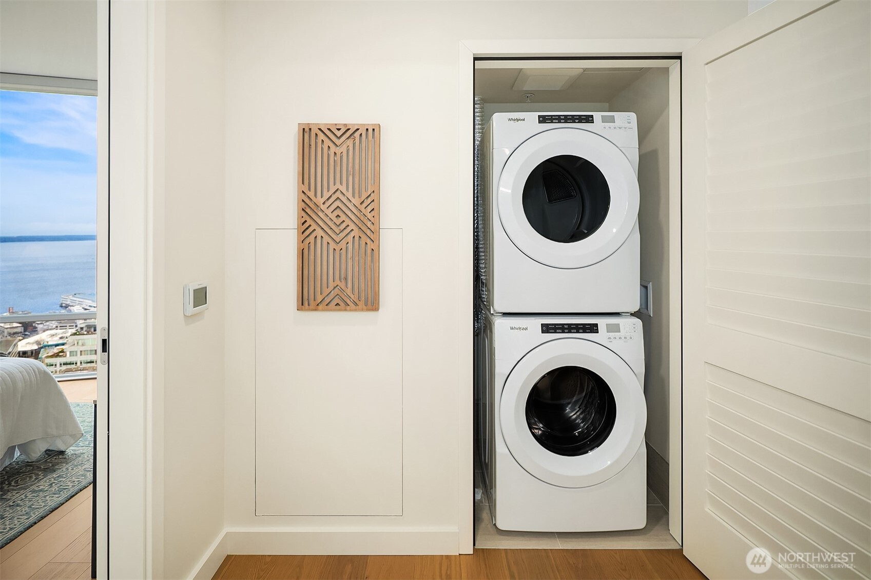 121 Stewart Street, Unit 3208 Seattle, WA 98101 - Photo 14 of 20