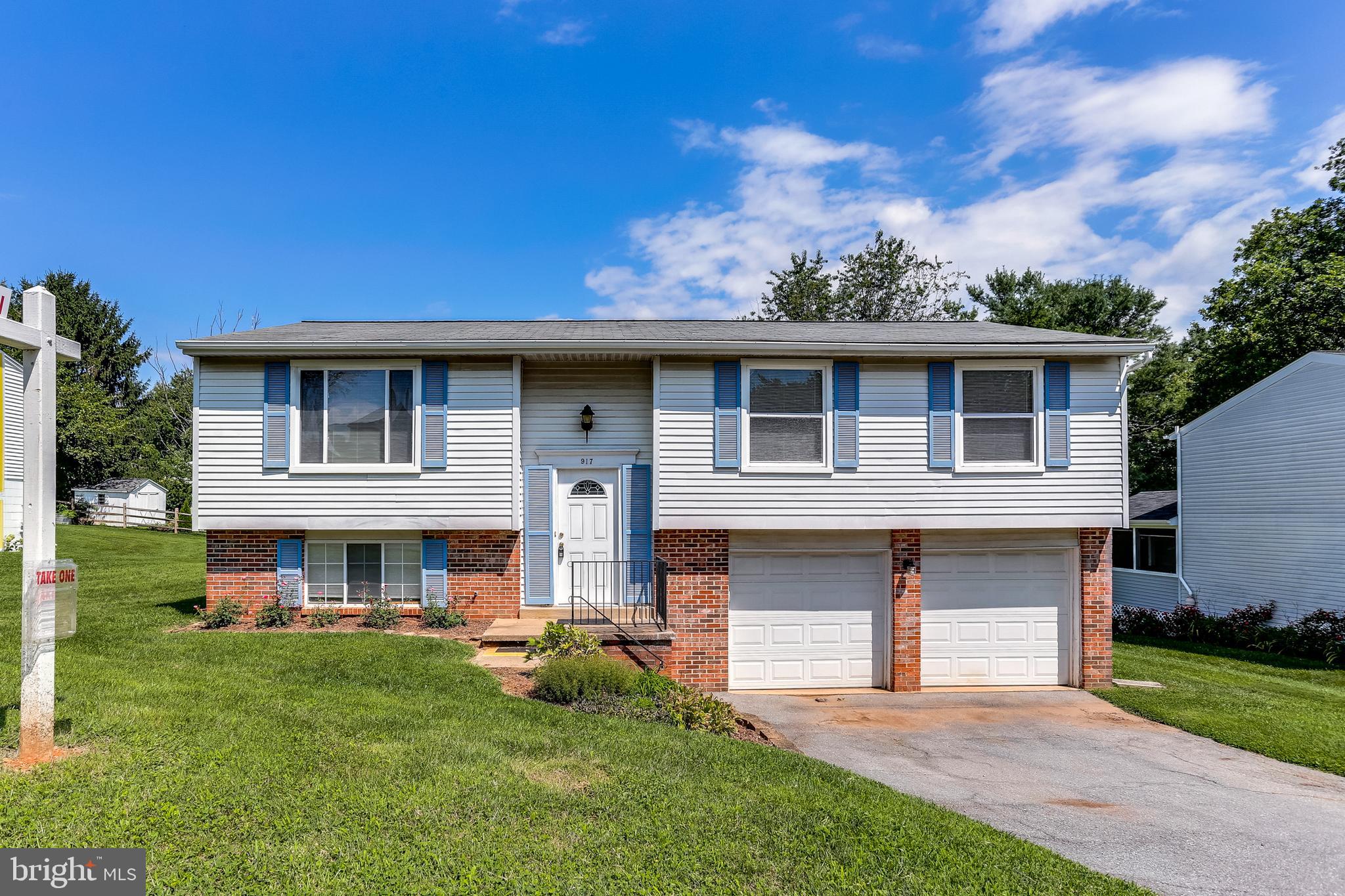 917 Merridale Boulevard Mount Airy, MD 21771 - Photo 1 of 37
