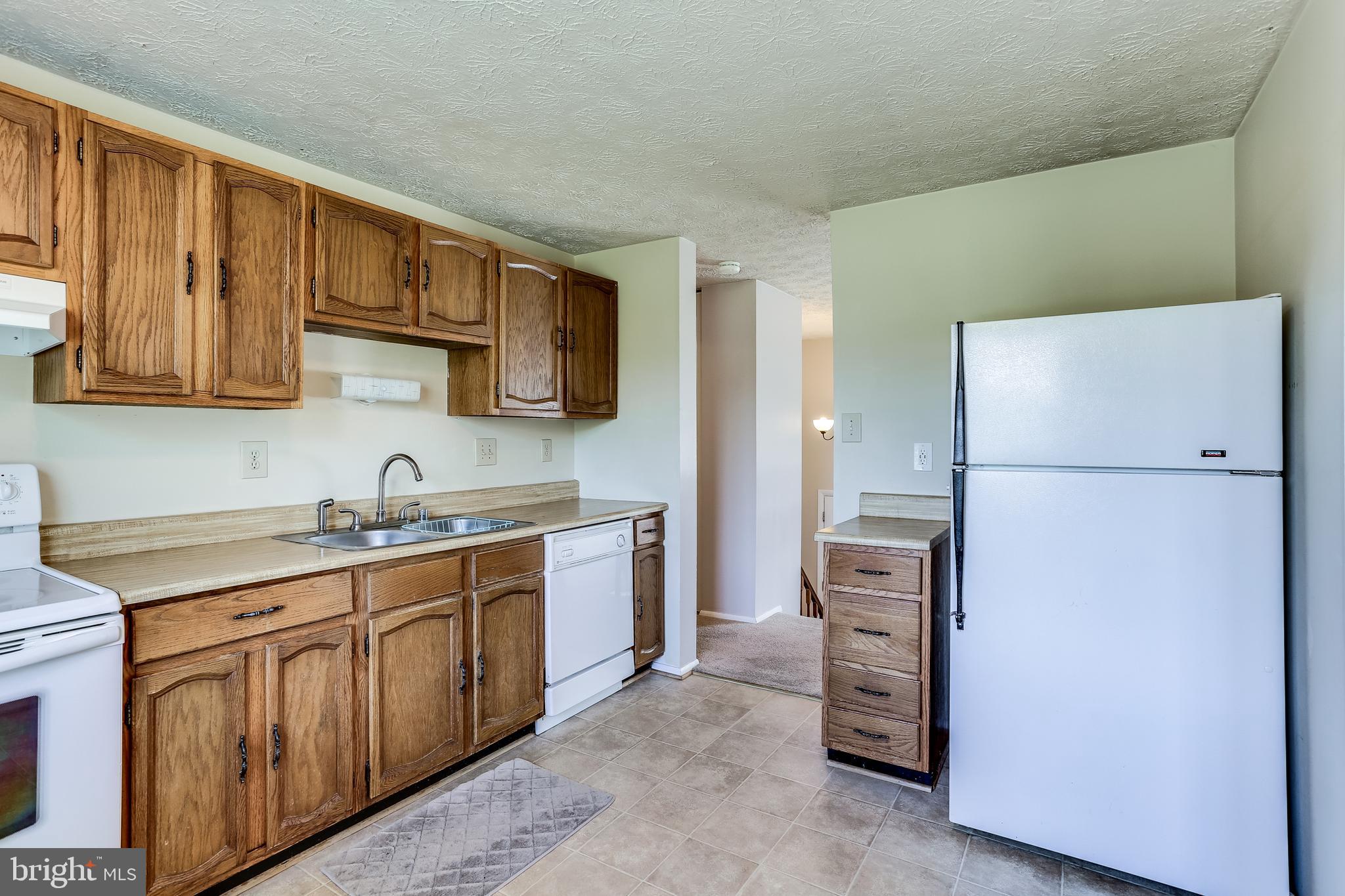 917 Merridale Boulevard Mount Airy, MD 21771 - Photo 11 of 37