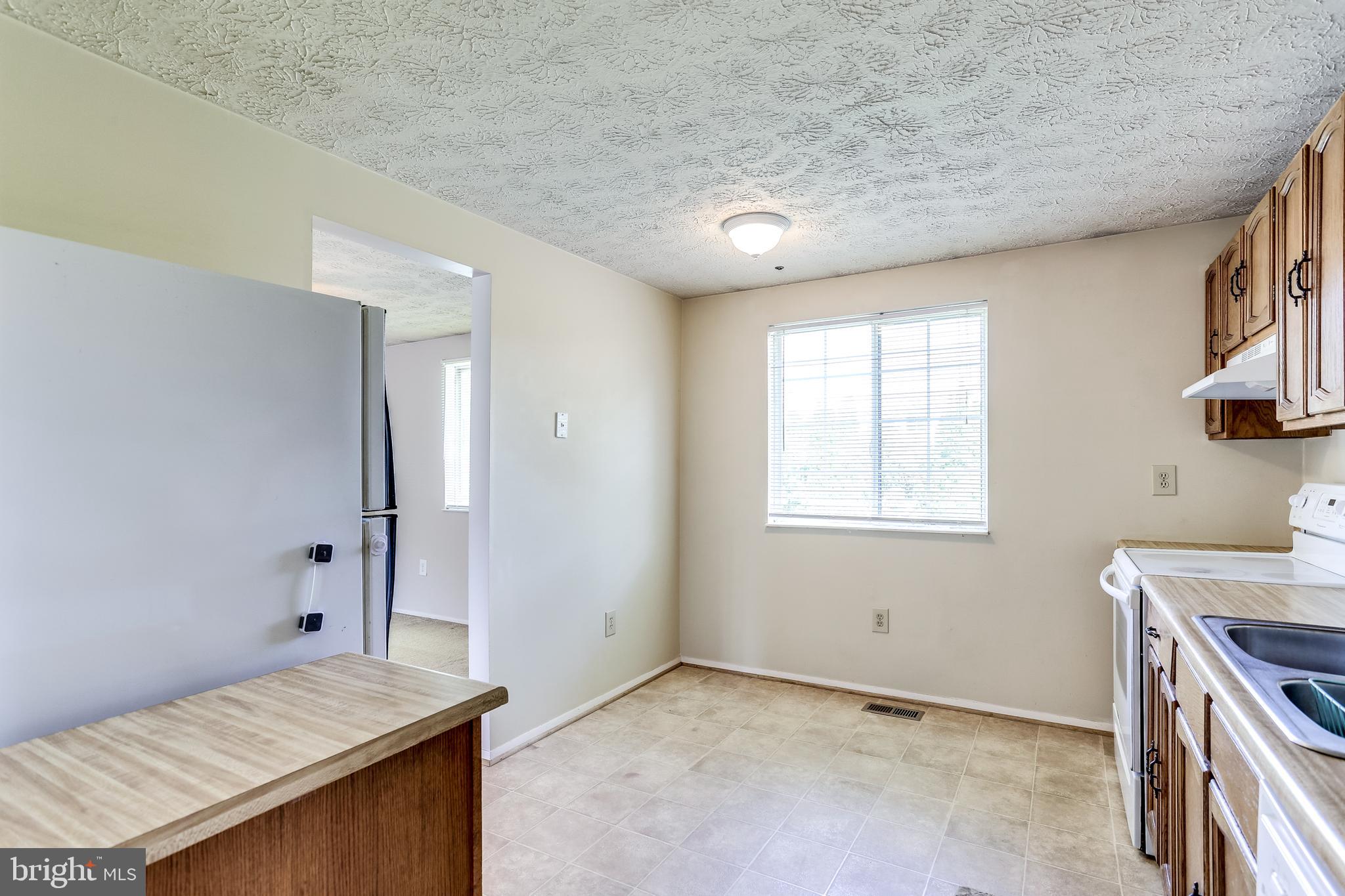 917 Merridale Boulevard Mount Airy, MD 21771 - Photo 13 of 37