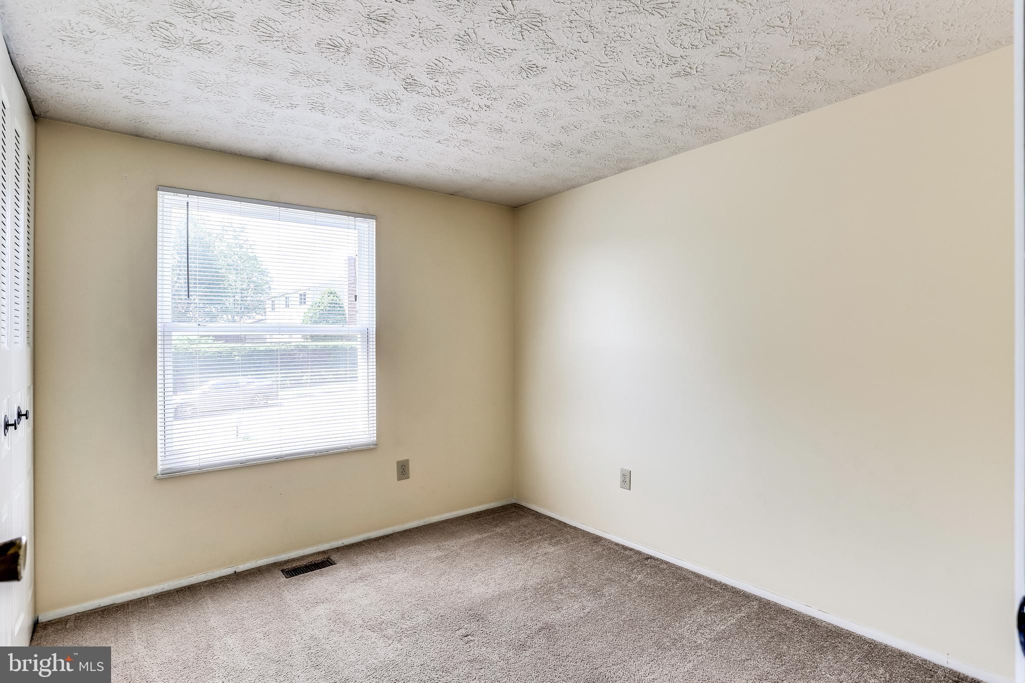 917 Merridale Boulevard Mount Airy, MD 21771 - Photo 16 of 37