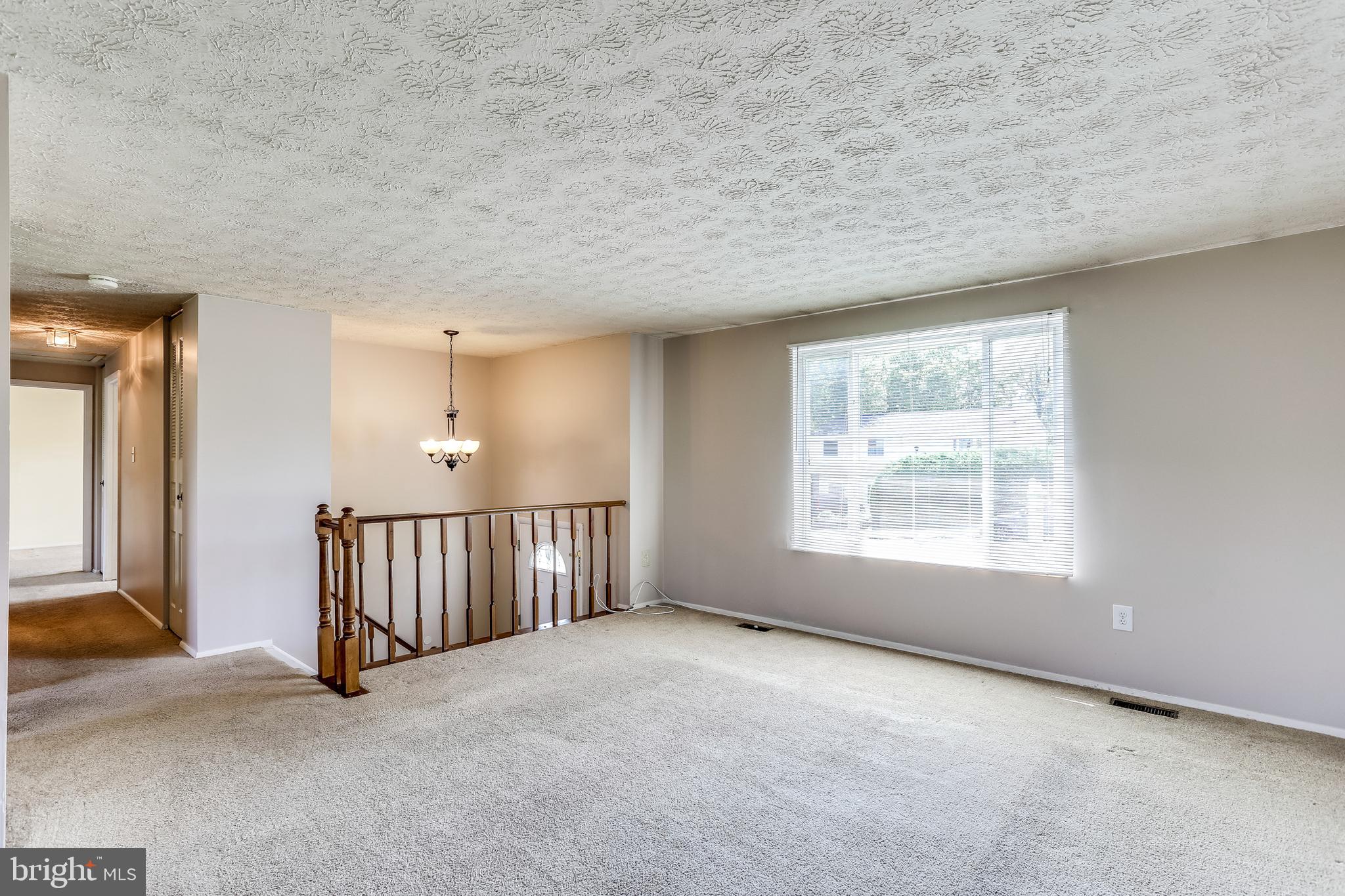 917 Merridale Boulevard Mount Airy, MD 21771 - Photo 6 of 37