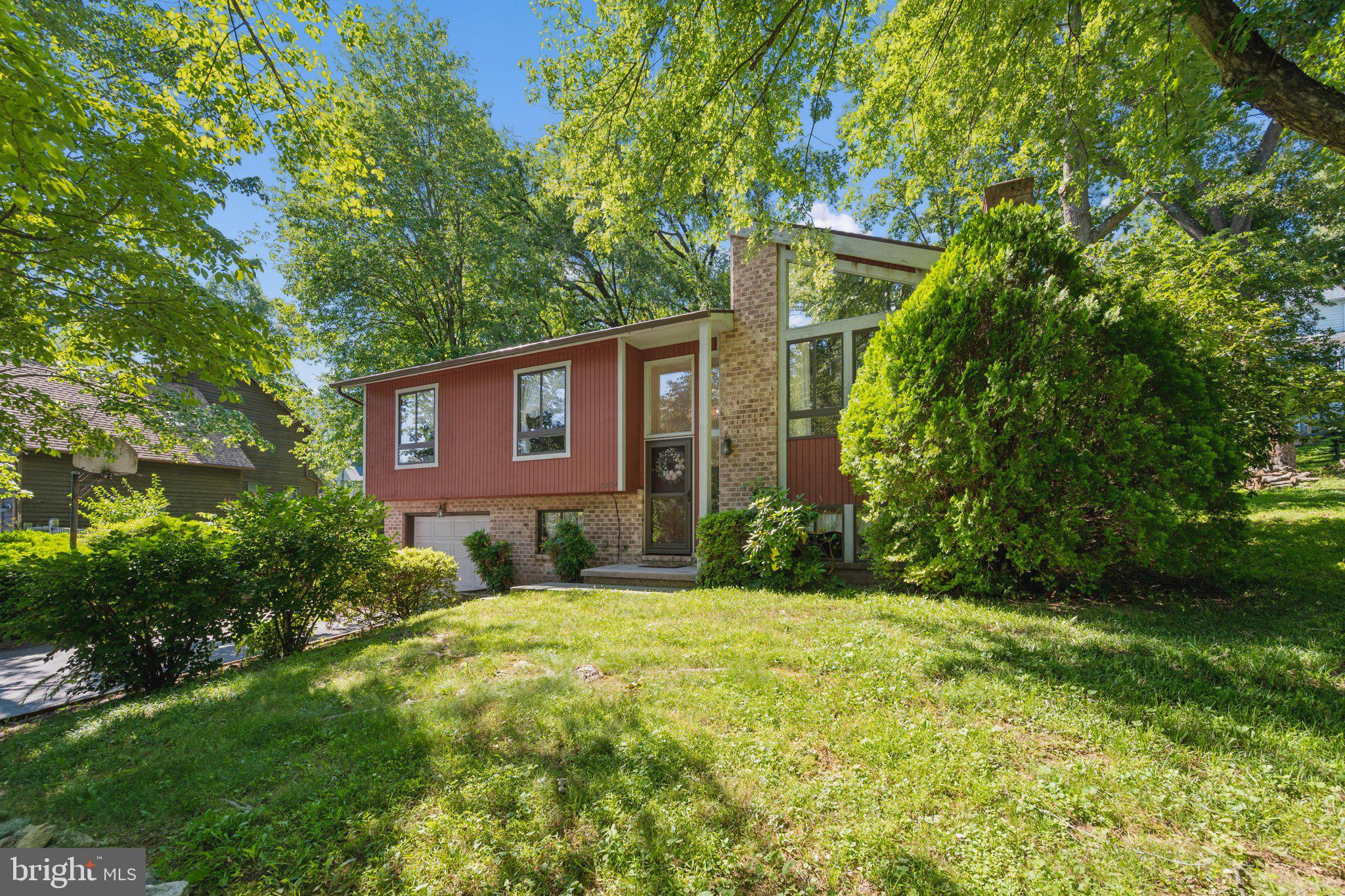 7004 Fox Chase Road New Market, MD 21774 - Photo 69 of 73 Exterior Front