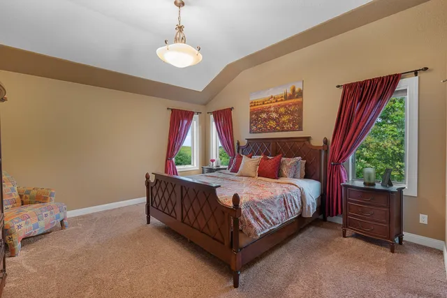 $715,900 | 1526 Pine Cone Trail, Port Washington, WI 53074