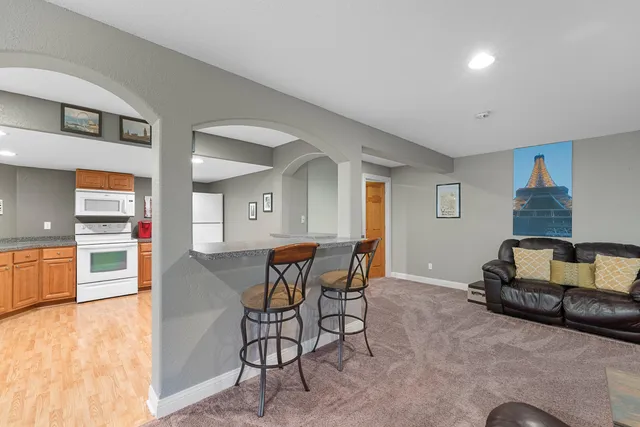 $715,900 | 1526 Pine Cone Trail, Port Washington, WI 53074