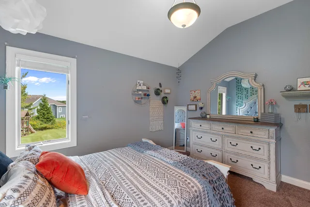 $715,900 | 1526 Pine Cone Trail, Port Washington, WI 53074