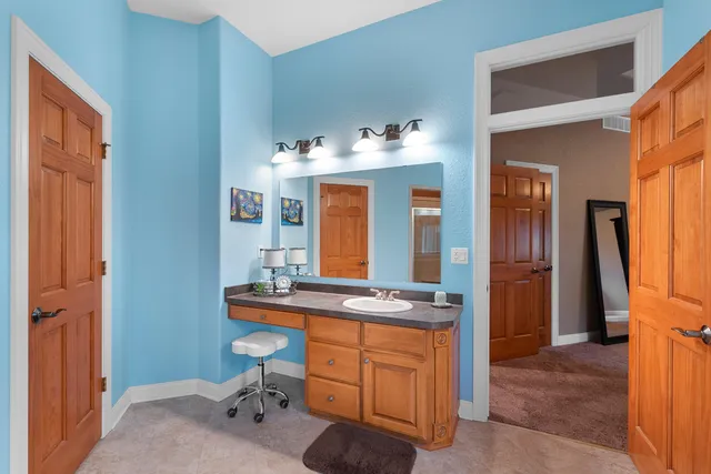 $715,900 | 1526 Pine Cone Trail, Port Washington, WI 53074