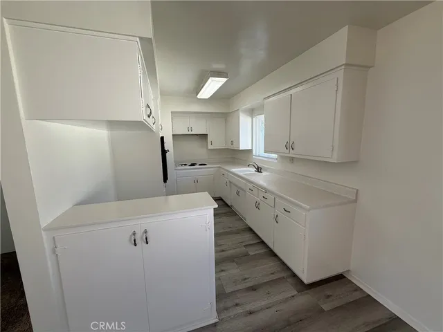 $1,900 | 554 South Barranca Avenue, Covina, CA 91723