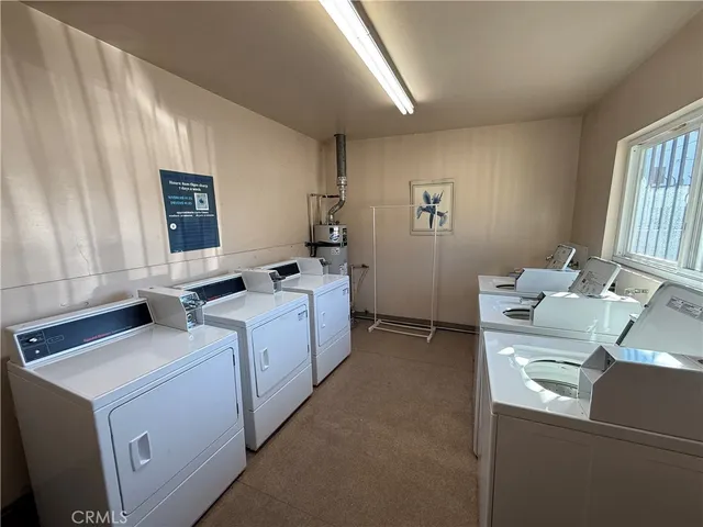 $1,900 | 554 South Barranca Avenue, Covina, CA 91723