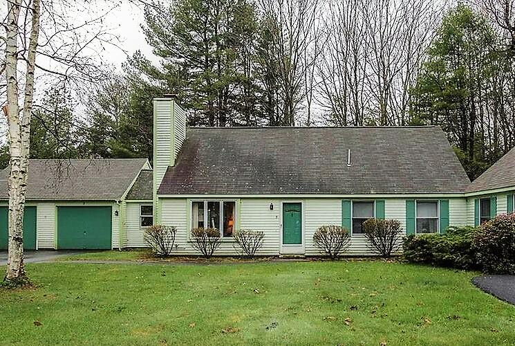 3 Willow Grove