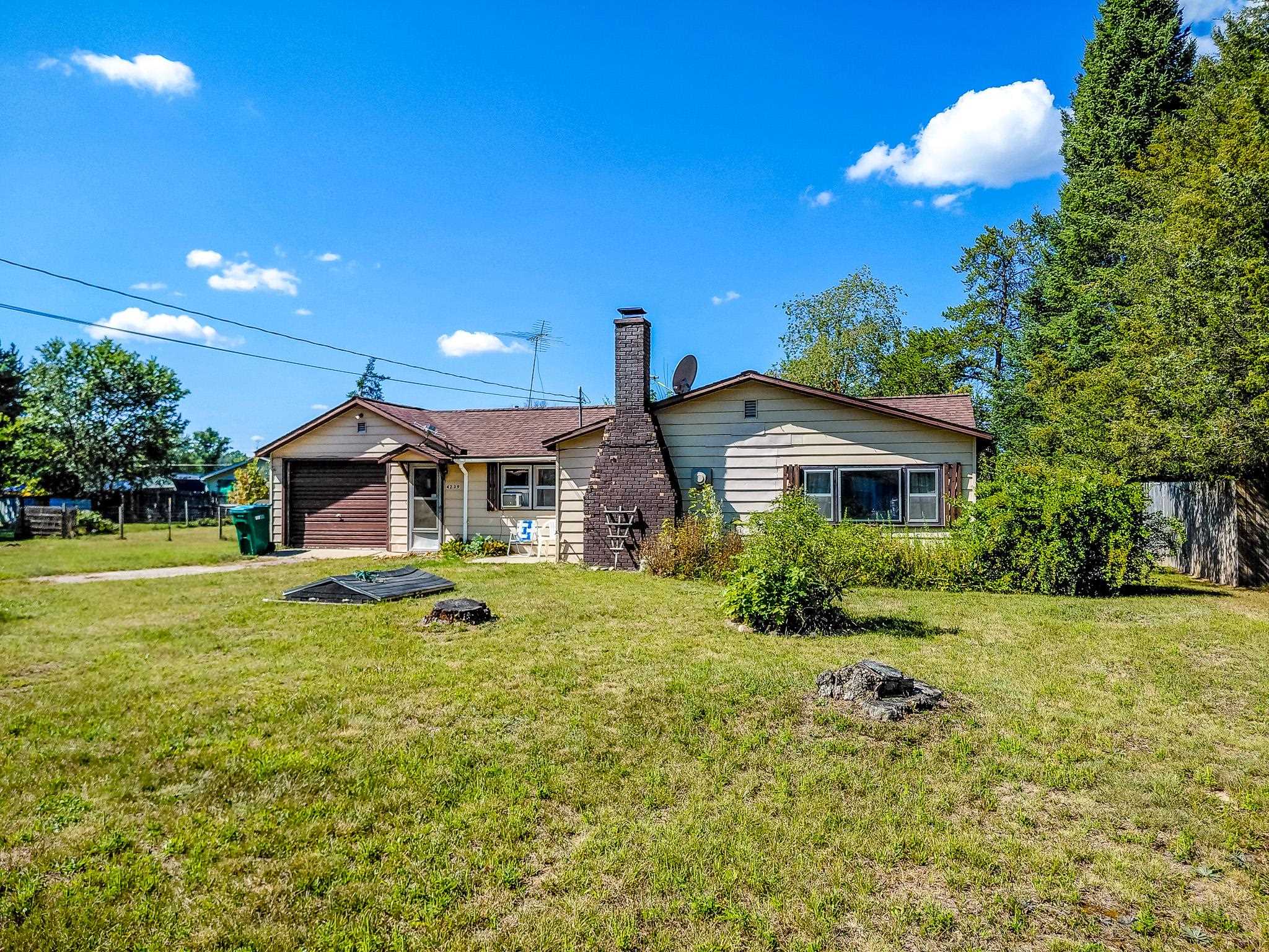 4239 Oak Flats Road Harrison, MI 48625 - Photo 4 of 37