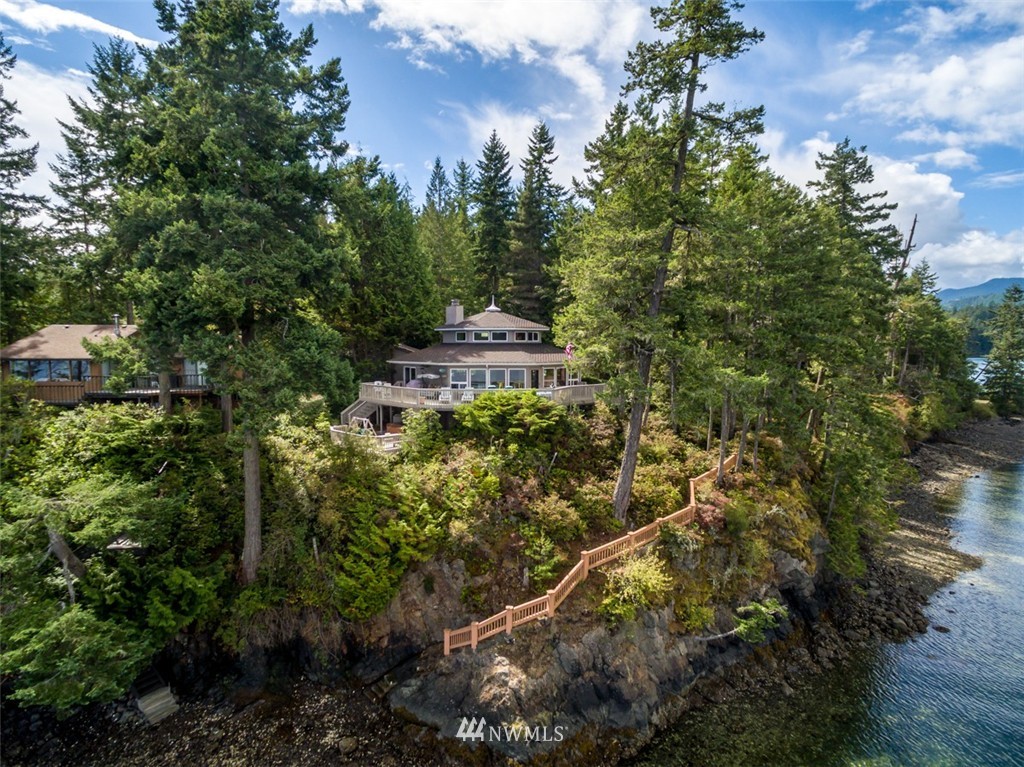 900 Rhododendron Lane Brinnon, WA 98320 - Photo 1 of 25 Gallery Image 1