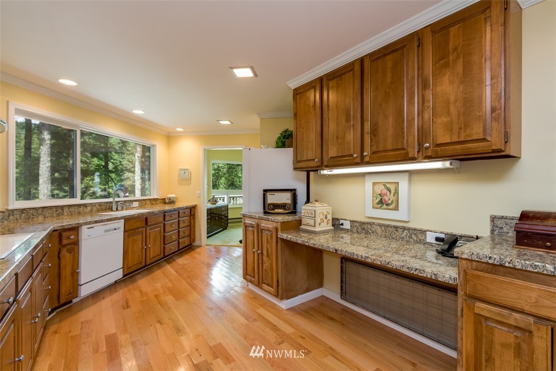 900 Rhododendron Lane Brinnon, WA 98320 - Photo 14 of 25 Gallery Image 14