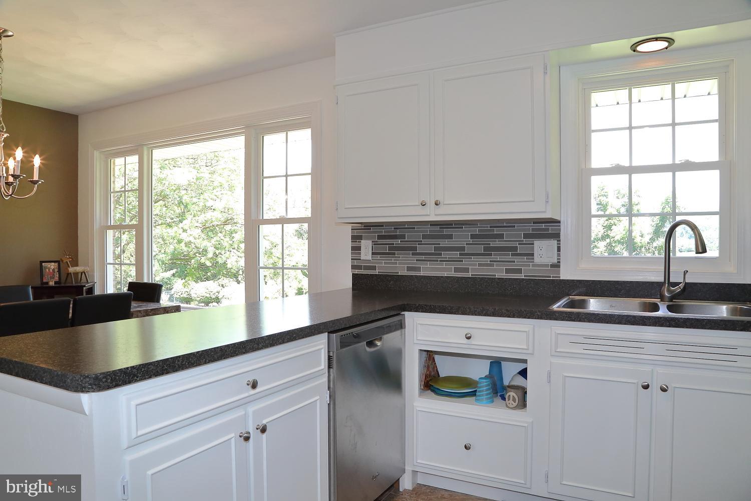 389 Cameron Road Etters, PA 17319 - Photo 10 of 16 Gallery Image 10
