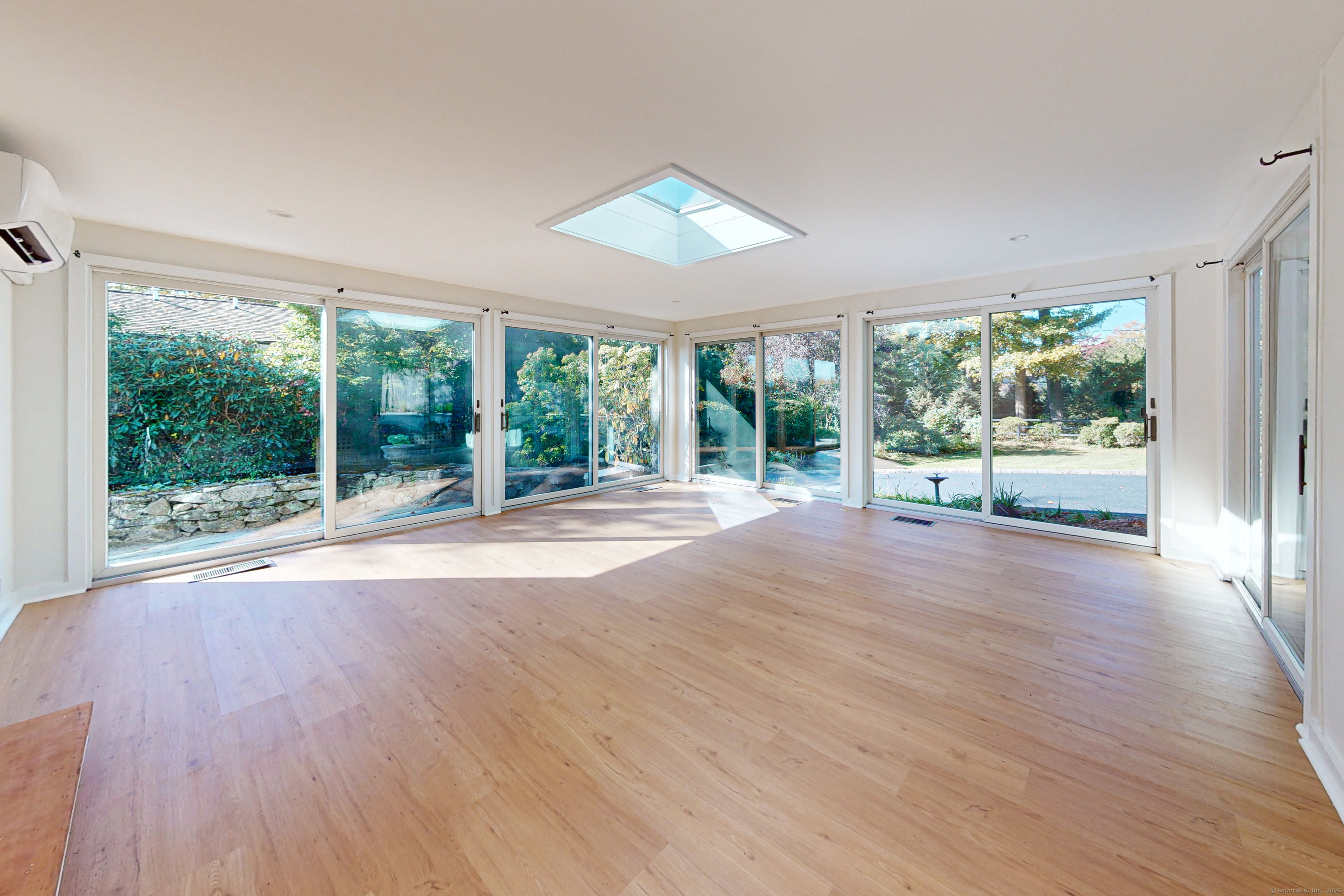 88 5 Mile River Road Darien, CT 06820 - Photo 13 of 39