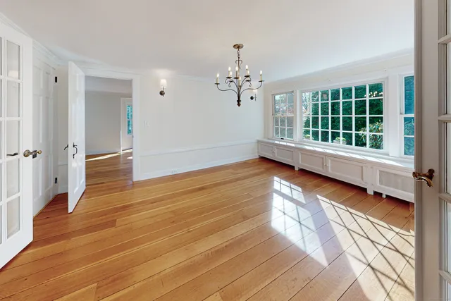 $11,500 | 88 5 Mile River Road, Darien, CT 06820