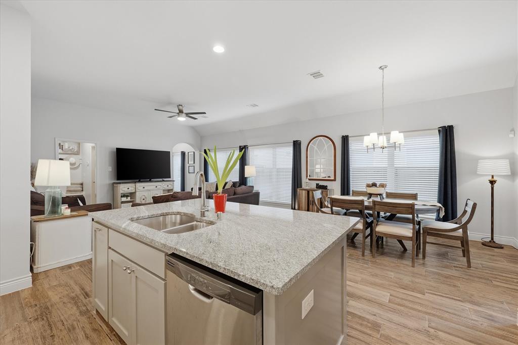 2122 Winsbury Way Forney, TX 75126 - Photo 14 of 31