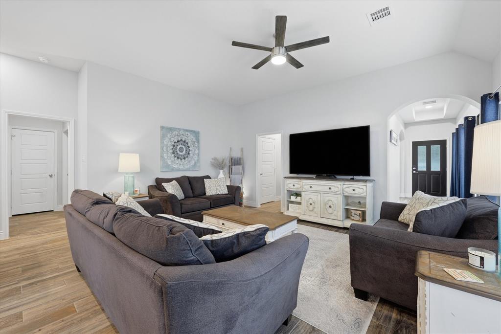 2122 Winsbury Way Forney, TX 75126 - Photo 9 of 31