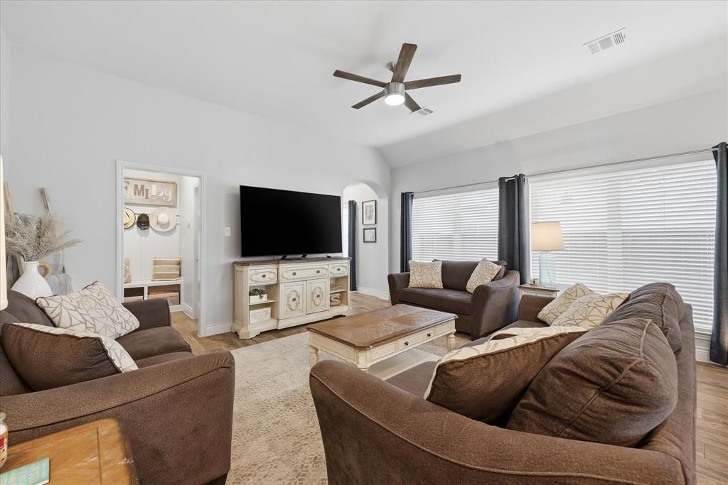 2122 Winsbury Way Forney, TX 75126 - Photo 10 of 31