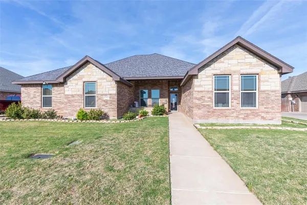 $427,500 | 6418 Milestone Drive, Abilene, TX 79606