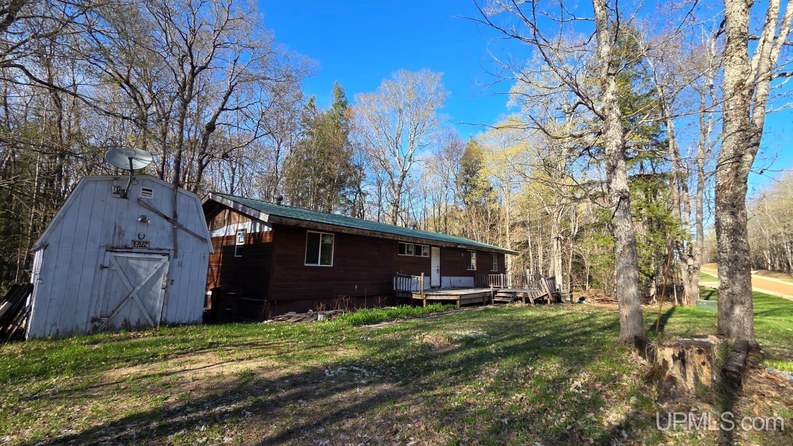 7122 Maple Grove Road Munising, MI 49862 - Photo 43 of 44