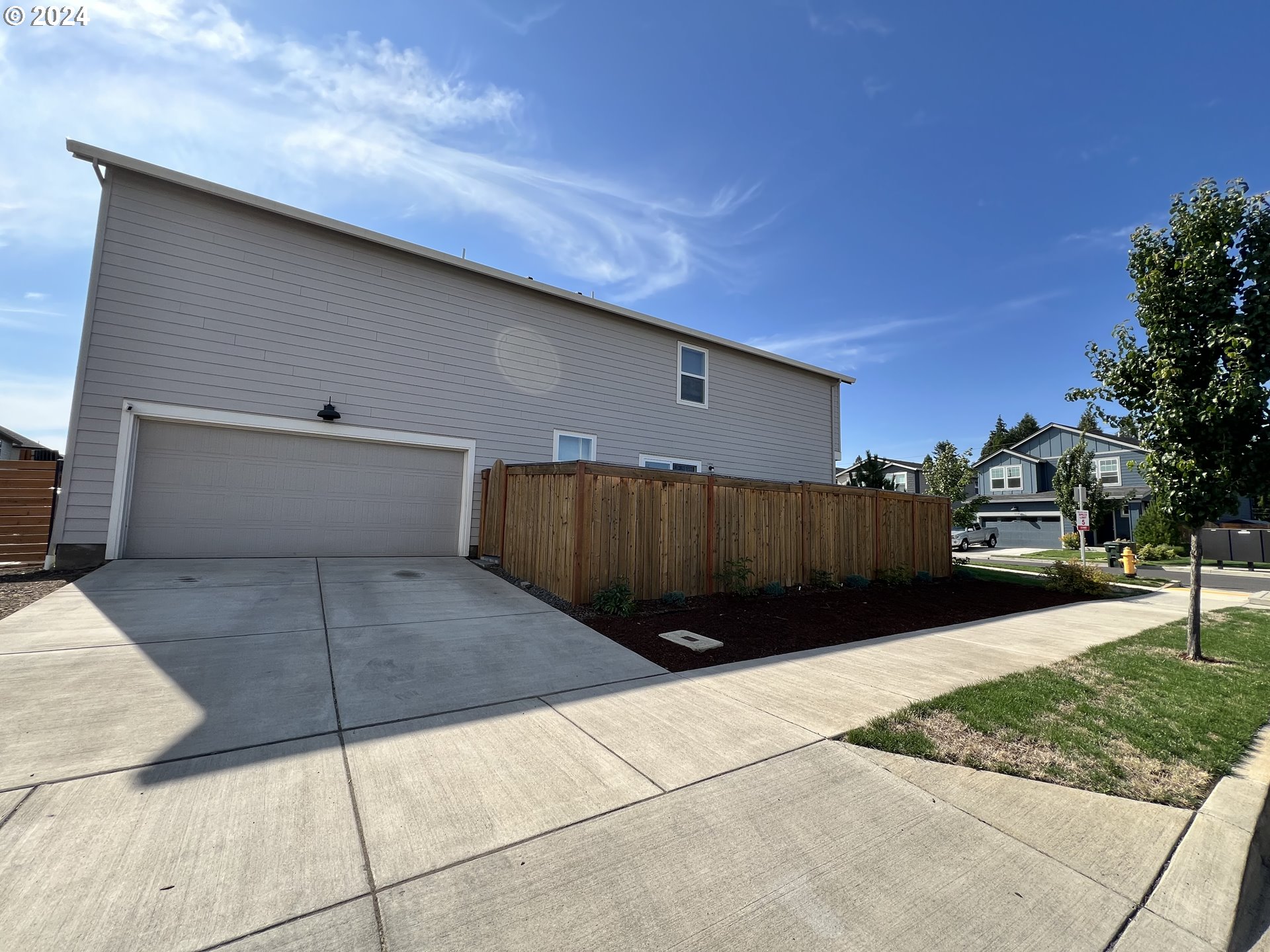 2991 W Street Springfield, OR 97477 - Photo 41 of 43 a view of a backyard