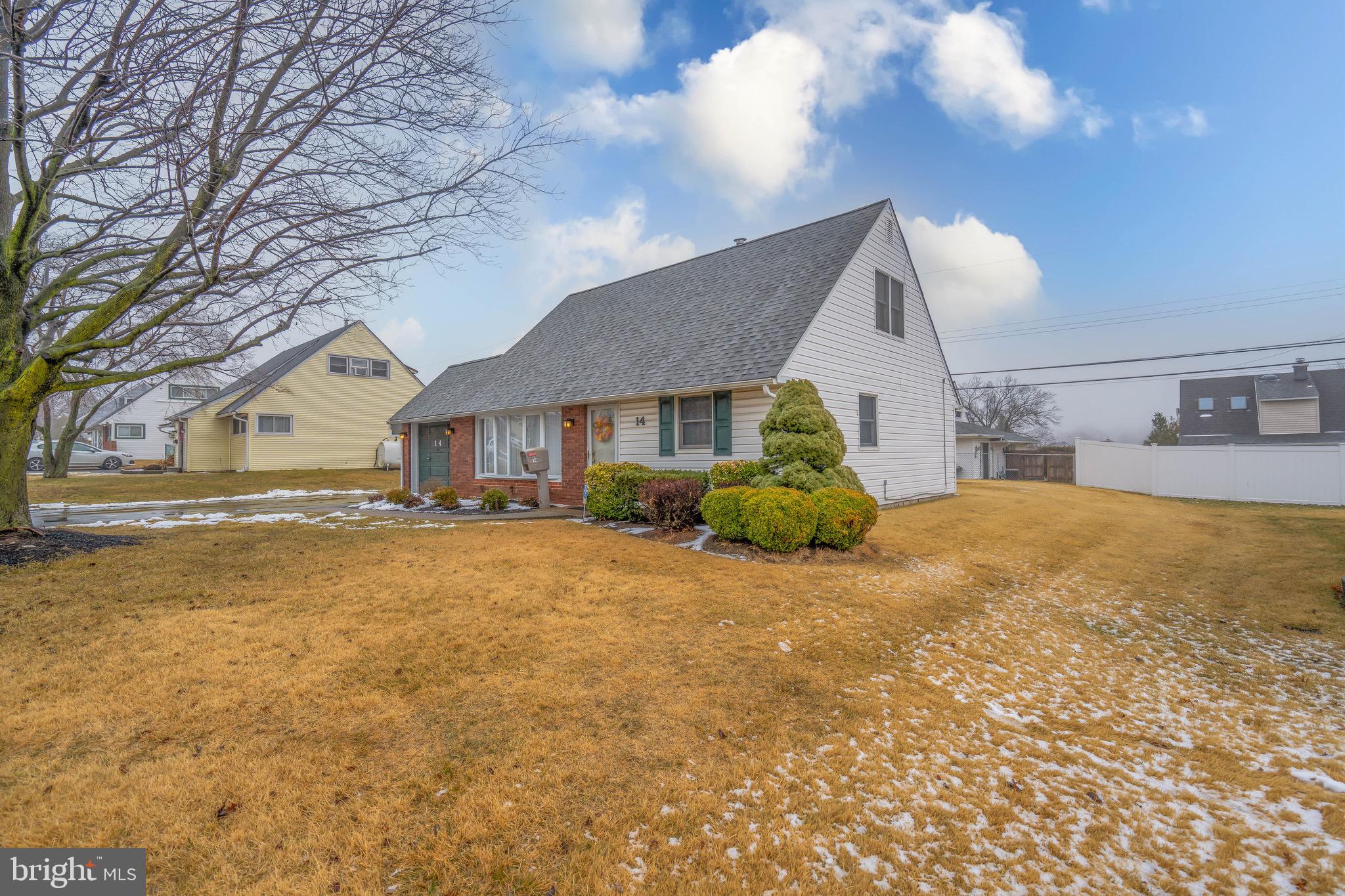 14 Tinder Road Levittown, PA 19056 - Photo 3 of 30 a house view with swimming pool in front of house