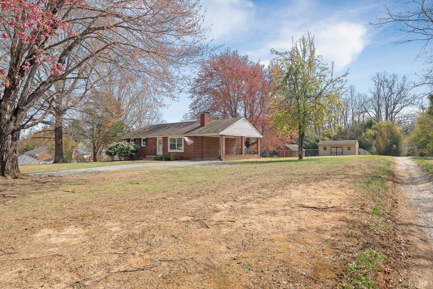1331 Wiggington Road Lynchburg, VA 24503 - Photo 10 of 49 Gallery Image 10