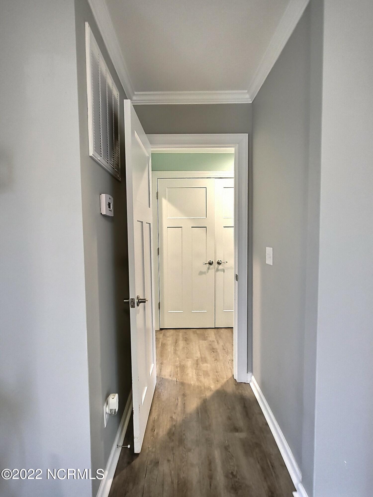 2076 Watts Landing Road Hampstead, NC 28443 - Photo 15 of 51 1st floor owner suite