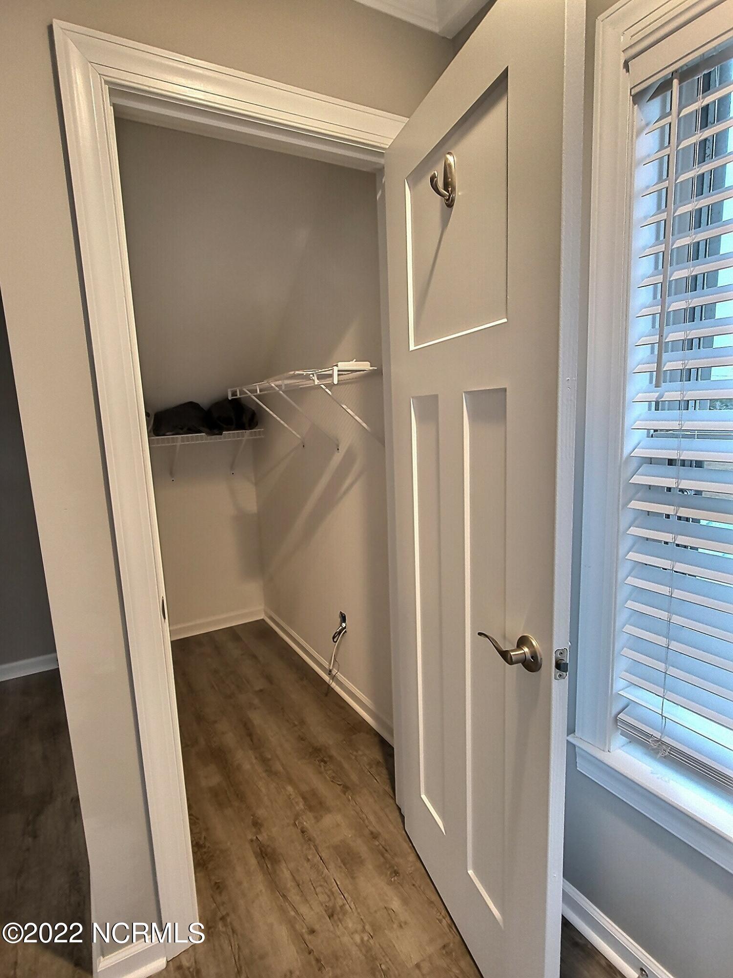 2076 Watts Landing Road Hampstead, NC 28443 - Photo 20 of 51 1st closet